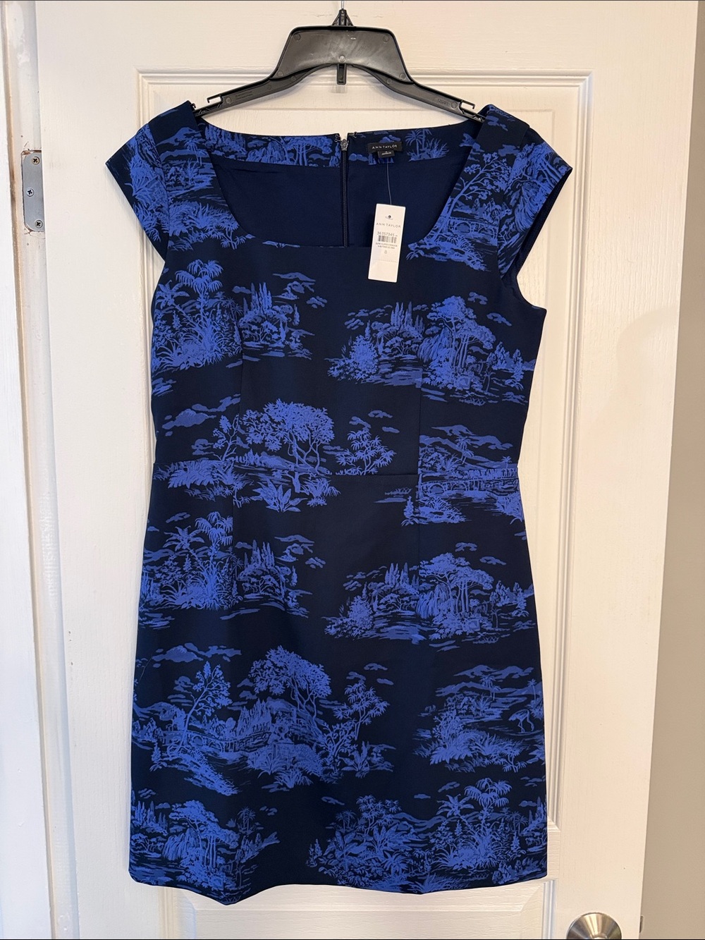 NWT** Ann Taylor Line Cap Sleeve Blue Scenic Print Sheath Dress